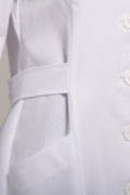Klinik _ Jaleco Clássico Isabella: com lapela de blazer, recortes que valorizam o corpo feminino, muito confortável.